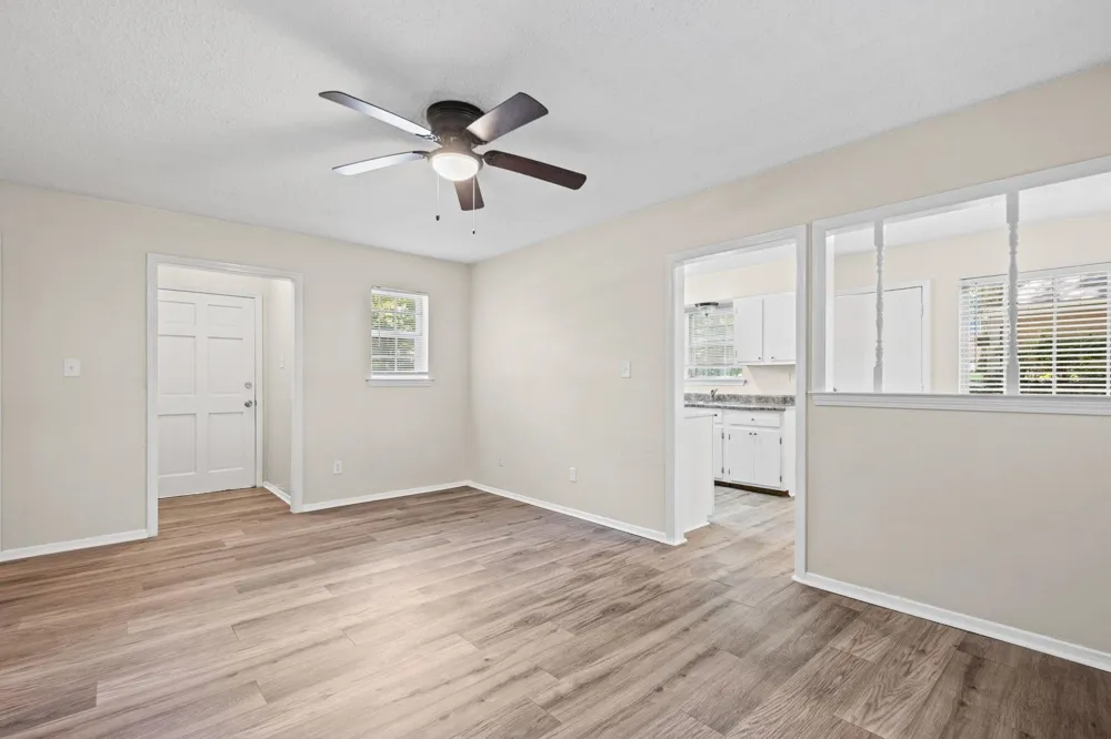 3887 HOUGHTON CV Memphis, TN 38128