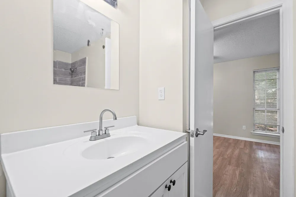 3887 HOUGHTON CV Memphis, TN 38128