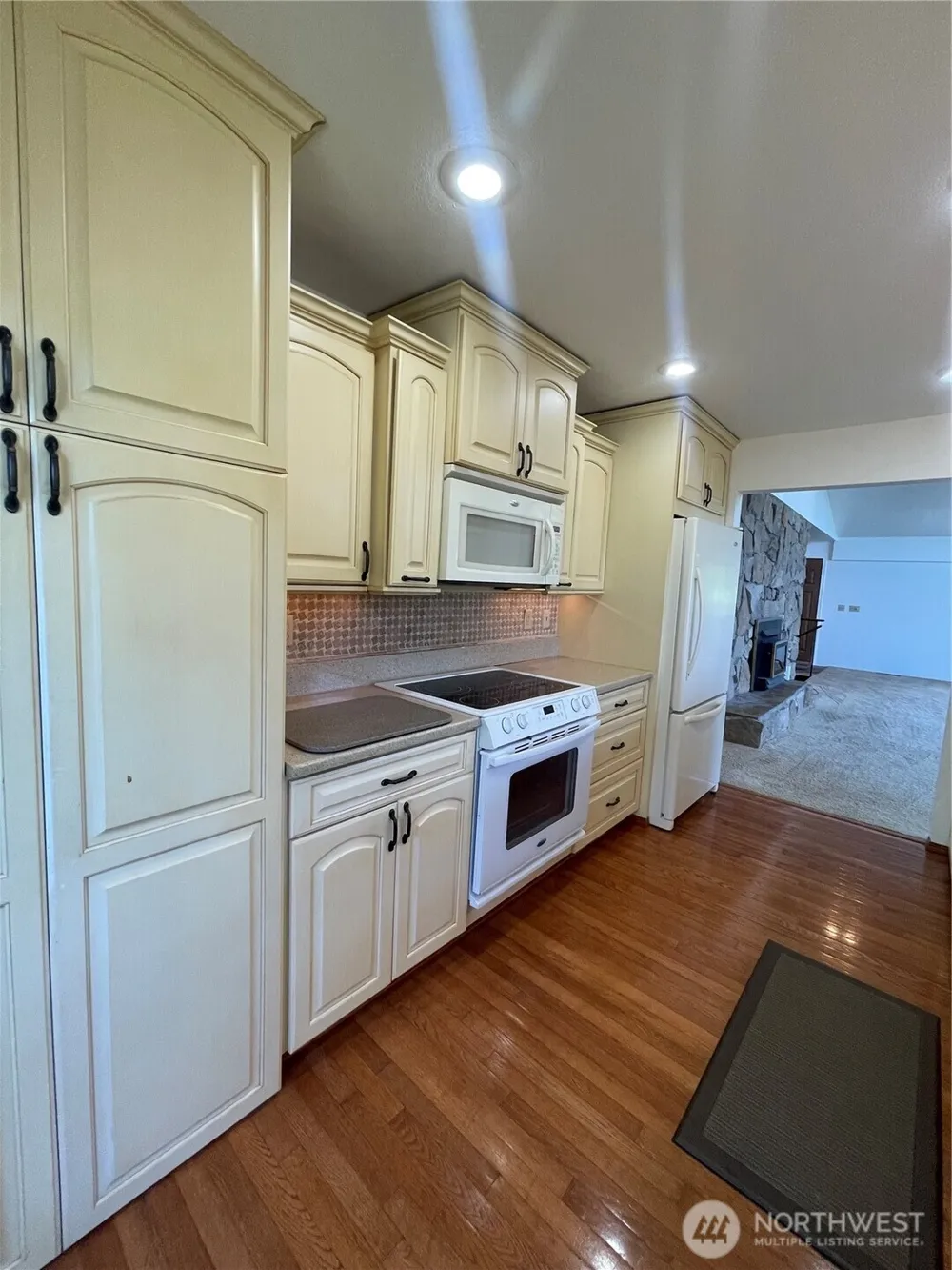 2151 Raymond-South Bend Road Raymond, WA 98577