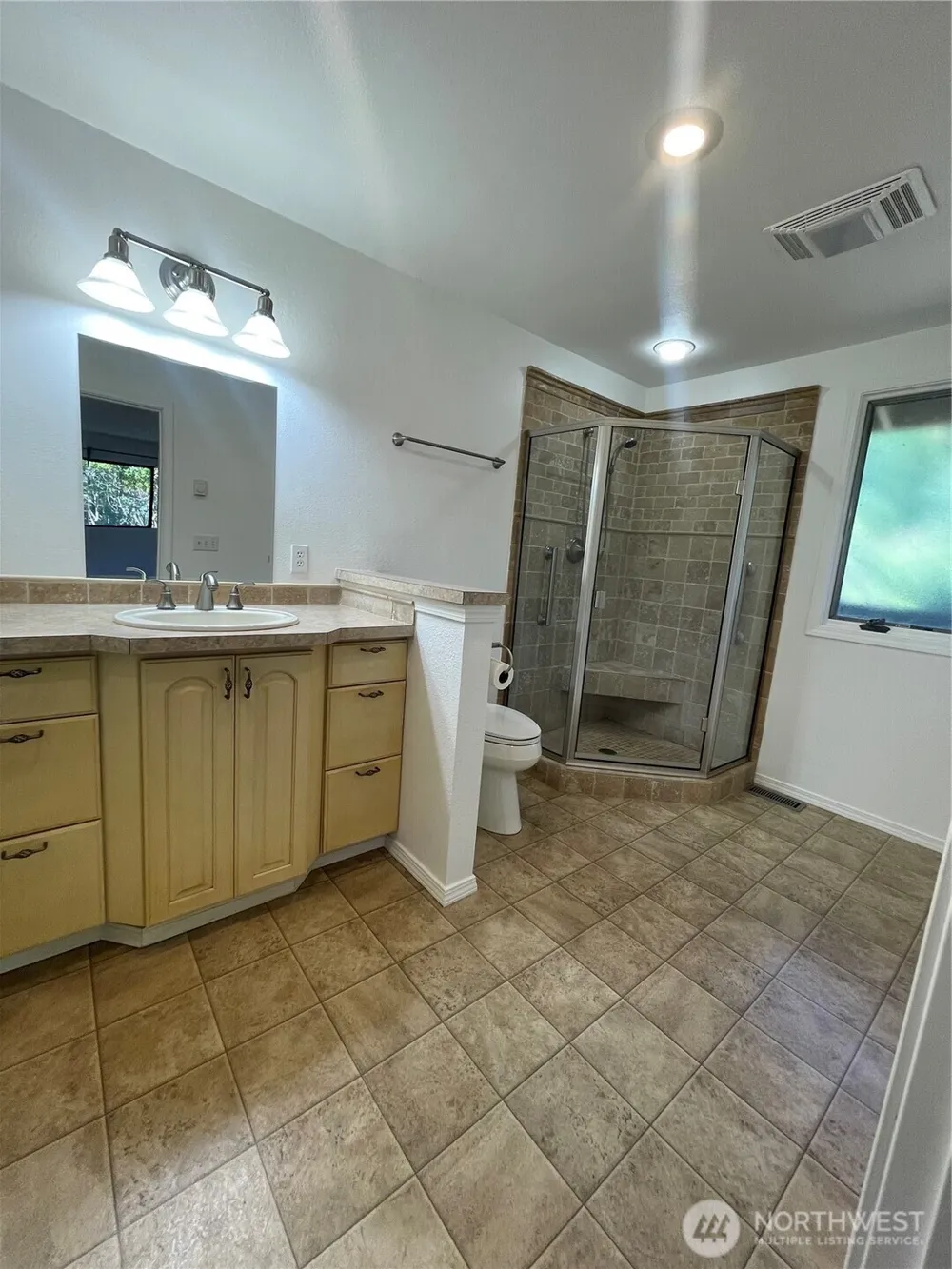 2151 Raymond-South Bend Road Raymond, WA 98577