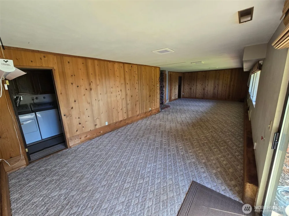 2151 Raymond-South Bend Road Raymond, WA 98577