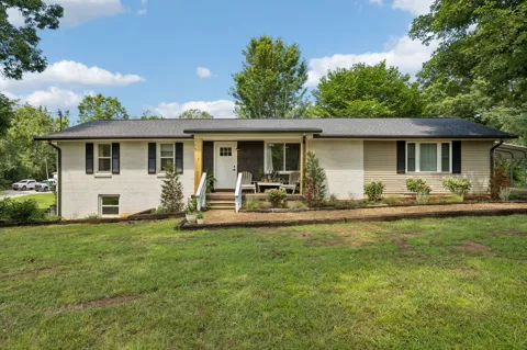 9062 E 40 Rd