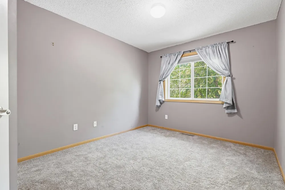 10938 181st Lane NW Elk River, MN 55330