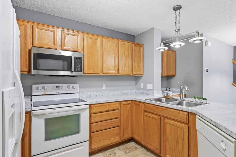 10938 181st Lane NW Elk River, MN 55330