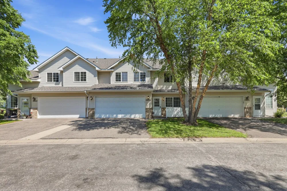 10938 181st Lane NW Elk River, MN 55330