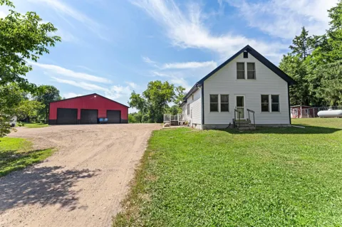 42550 Cedarcrest Trail