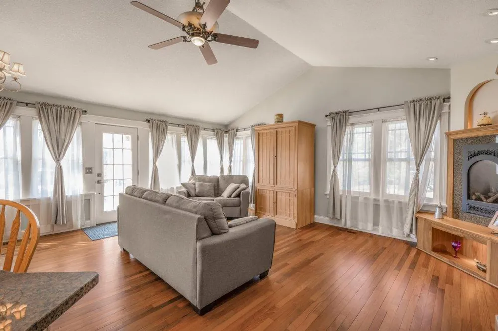 3836 Togo Road Spring Park, MN 55384
