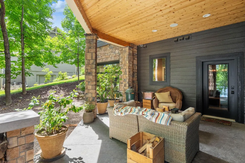 860 Windjammer Lane Orono, MN 55364
