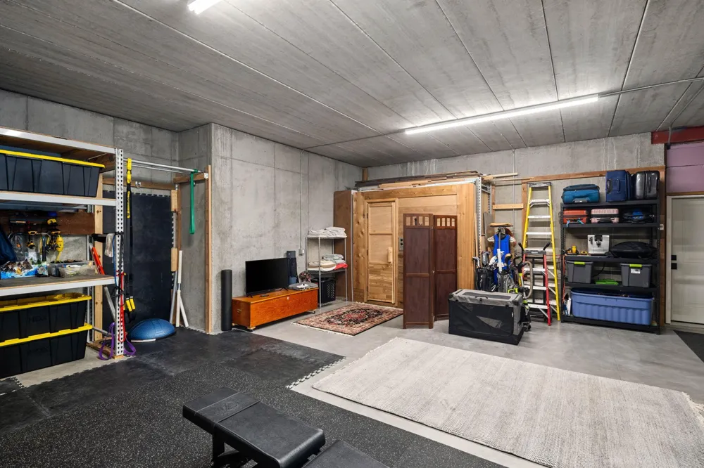 860 Windjammer Lane Orono, MN 55364