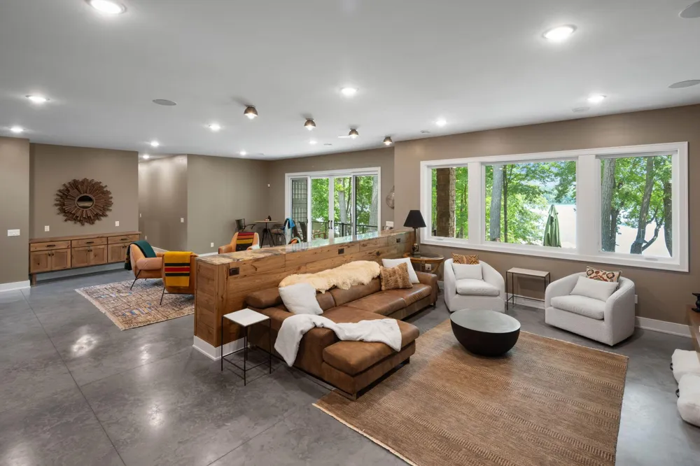 860 Windjammer Lane Orono, MN 55364