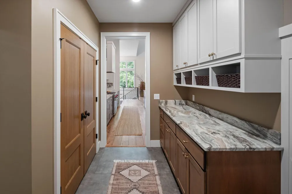 860 Windjammer Lane Orono, MN 55364