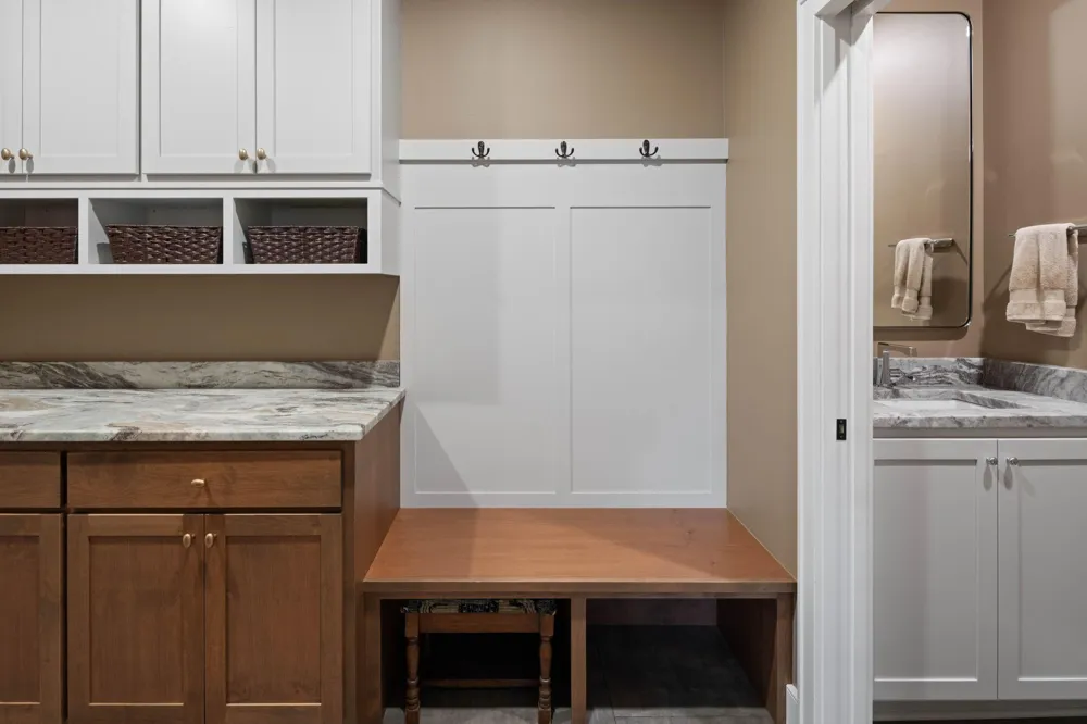 860 Windjammer Lane Orono, MN 55364