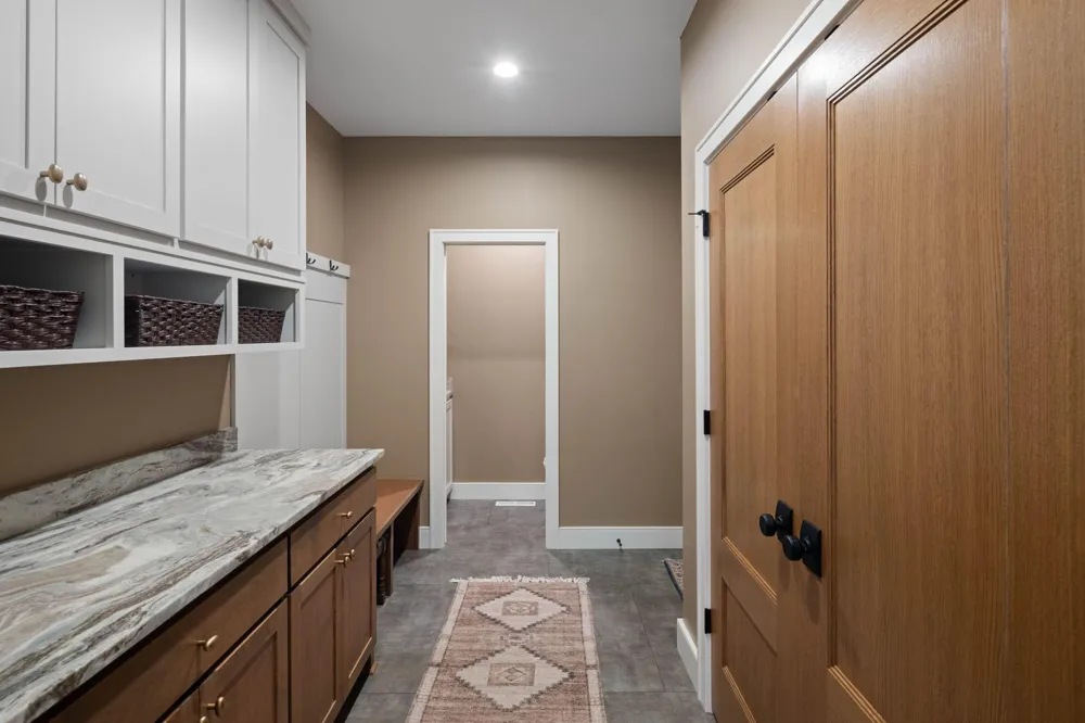 860 Windjammer Lane Orono, MN 55364