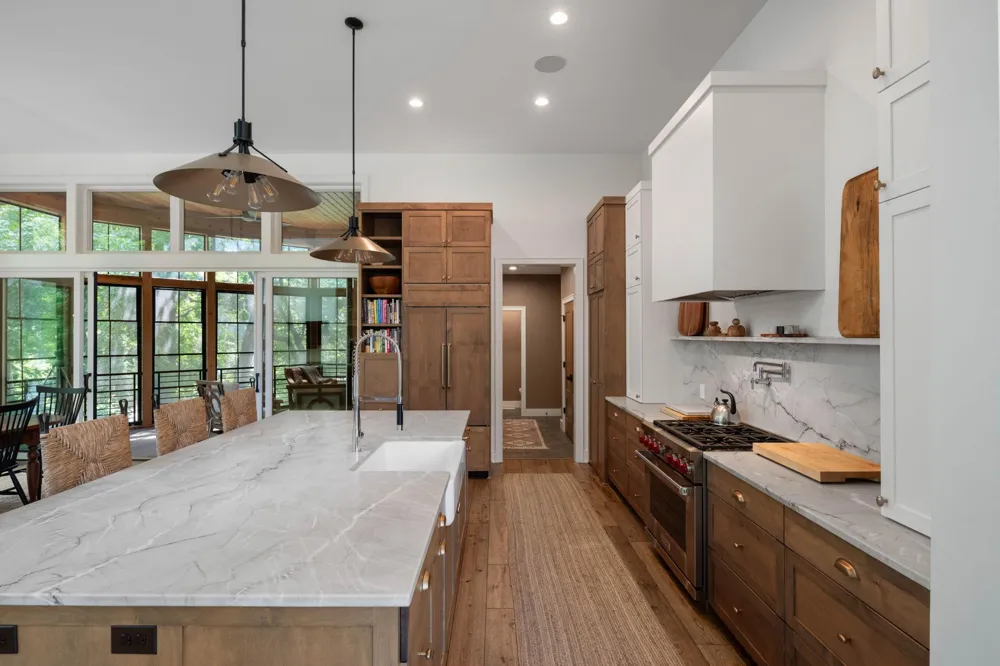 860 Windjammer Lane Orono, MN 55364