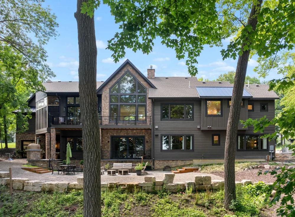 860 Windjammer Lane Orono, MN 55364