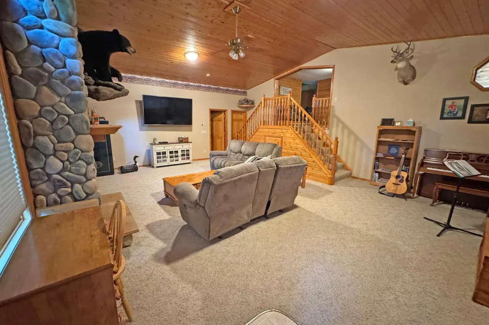 1298 210th Avenue Ogilvie, MN 56358