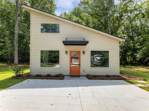 8083 Beachwood Drive