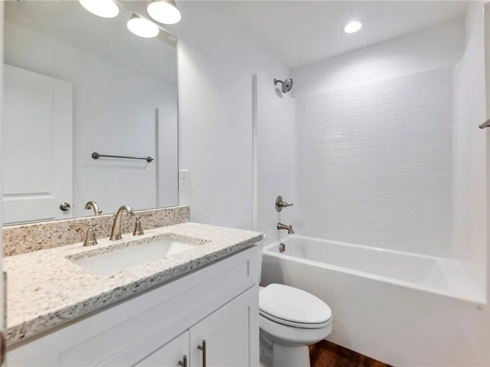 8083 Beachwood Drive Murrayville, GA 30564