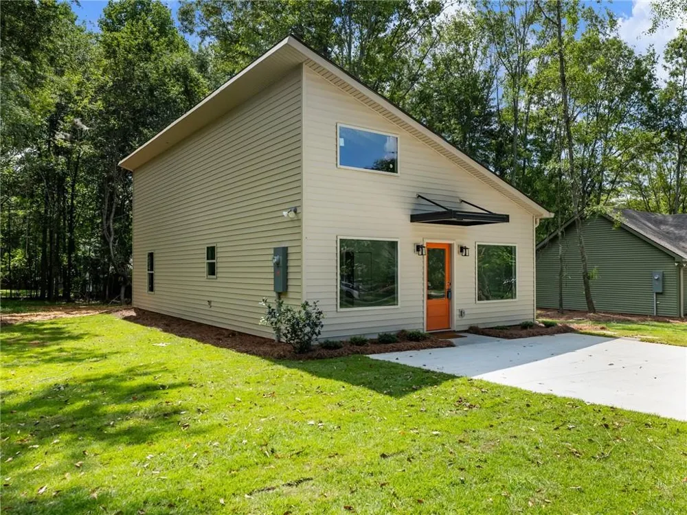 8083 Beachwood Drive Murrayville, GA 30564