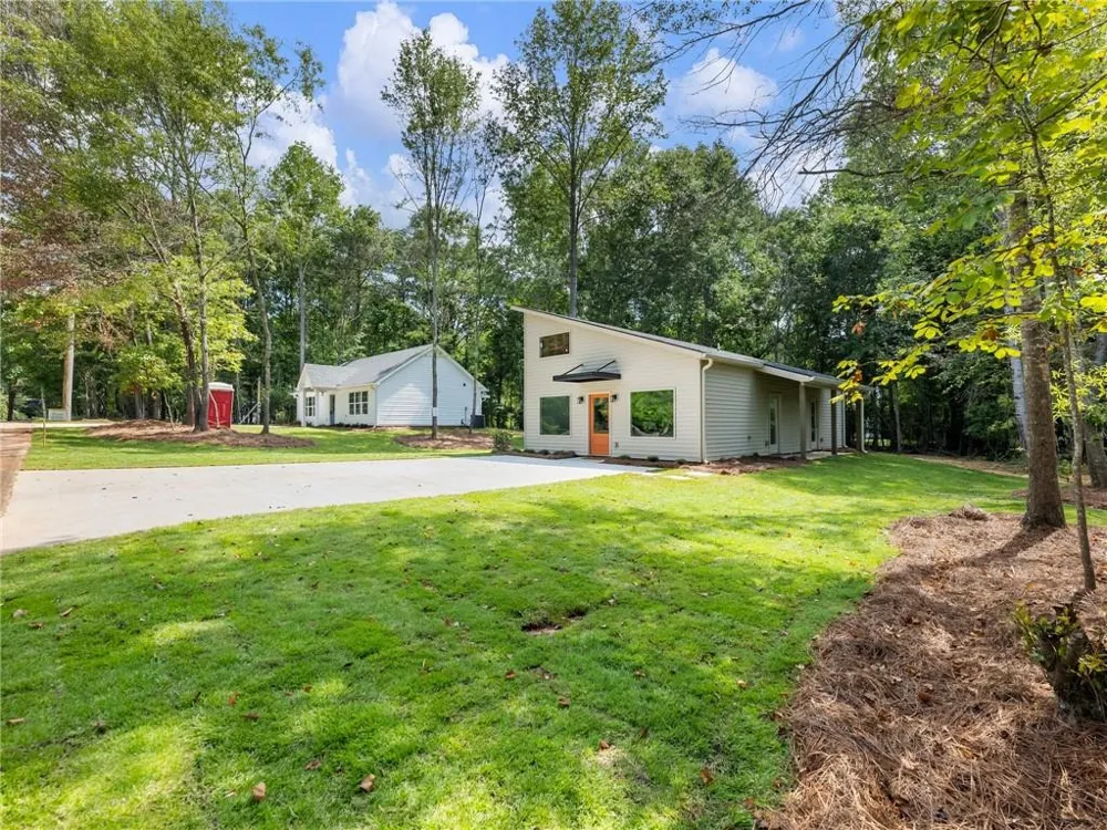 8083 Beachwood Drive Murrayville, GA 30564
