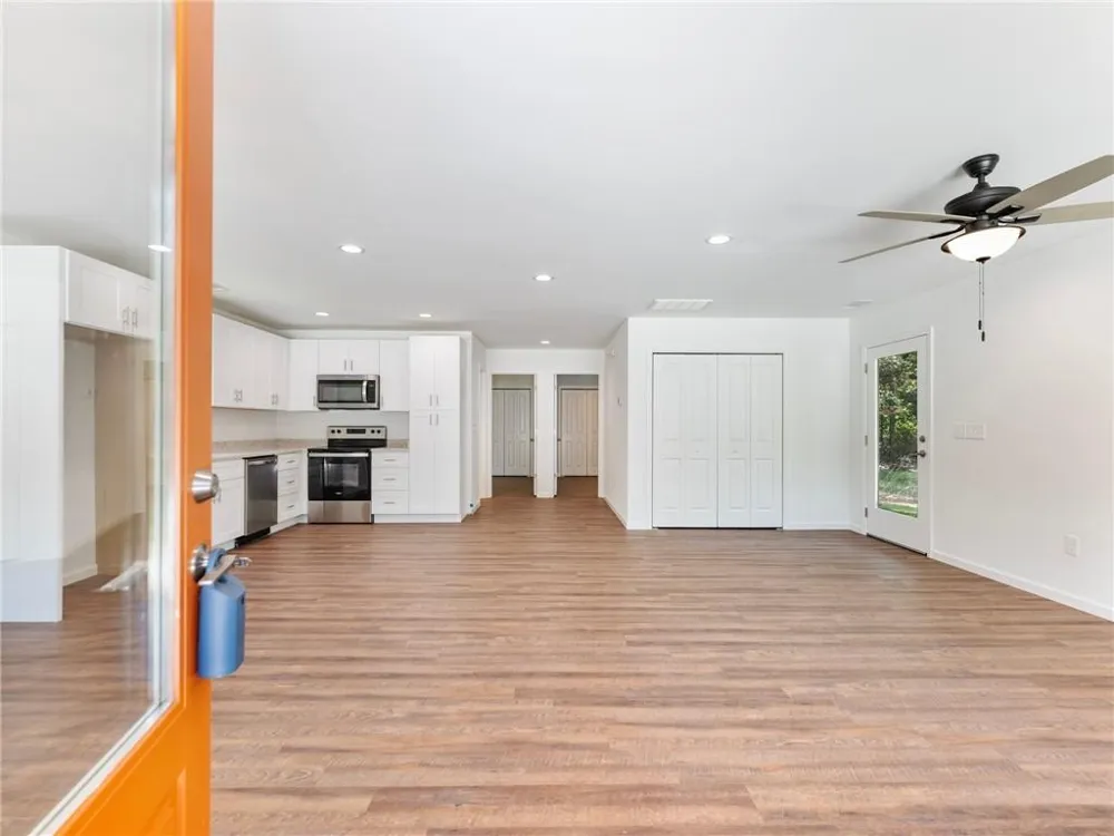 8083 Beachwood Drive Murrayville, GA 30564
