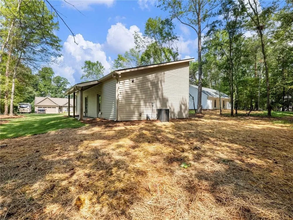 8083 Beachwood Drive Murrayville, GA 30564