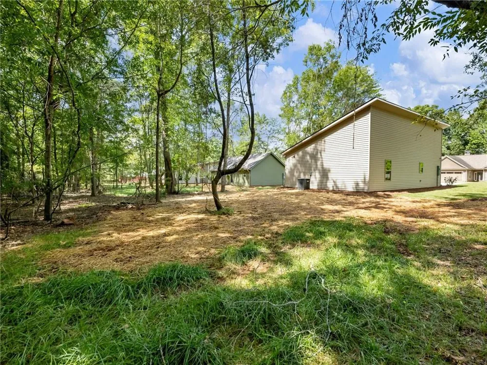 8083 Beachwood Drive Murrayville, GA 30564