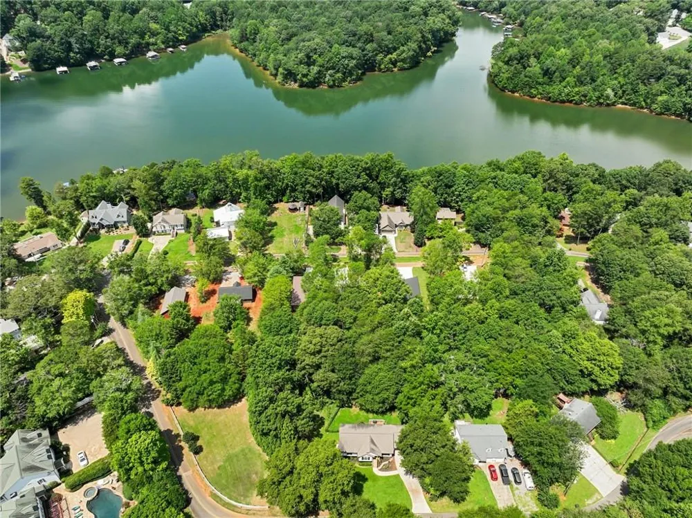 8083 Beachwood Drive Murrayville, GA 30564