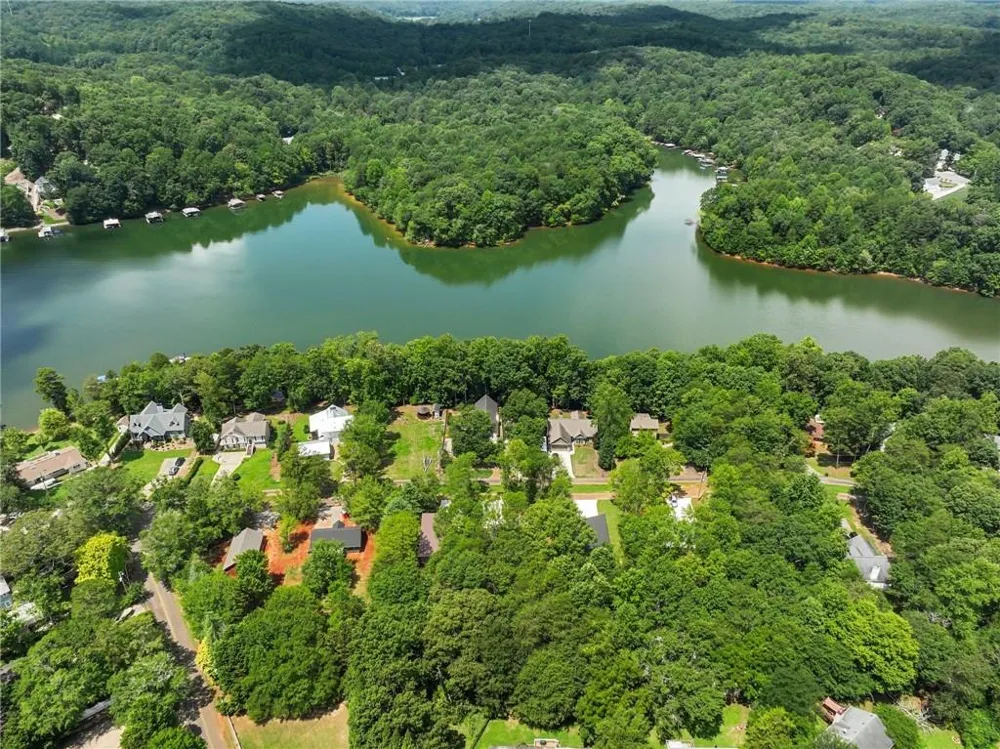 8083 Beachwood Drive Murrayville, GA 30564