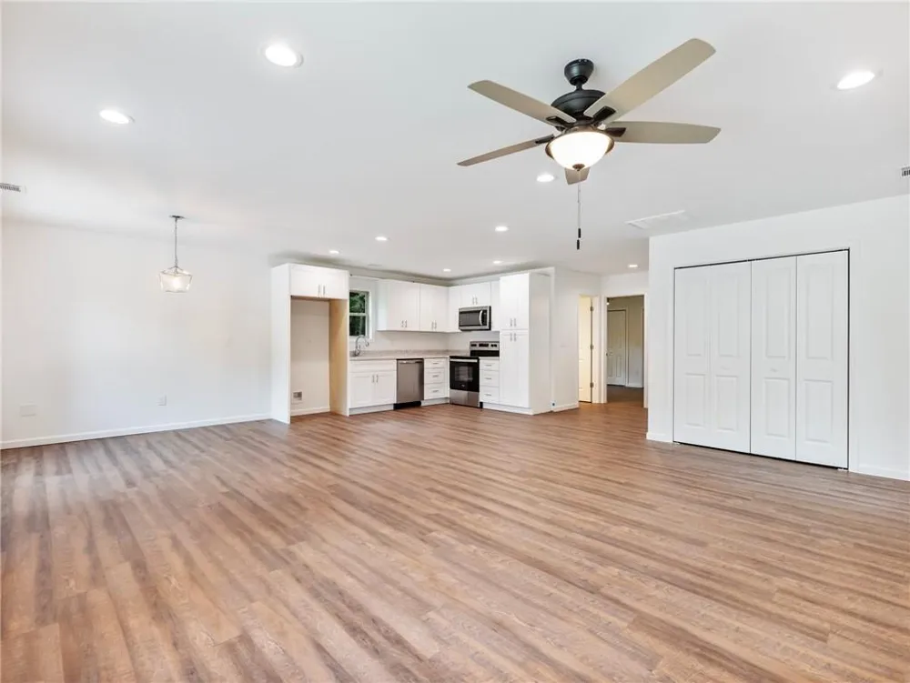 8083 Beachwood Drive Murrayville, GA 30564