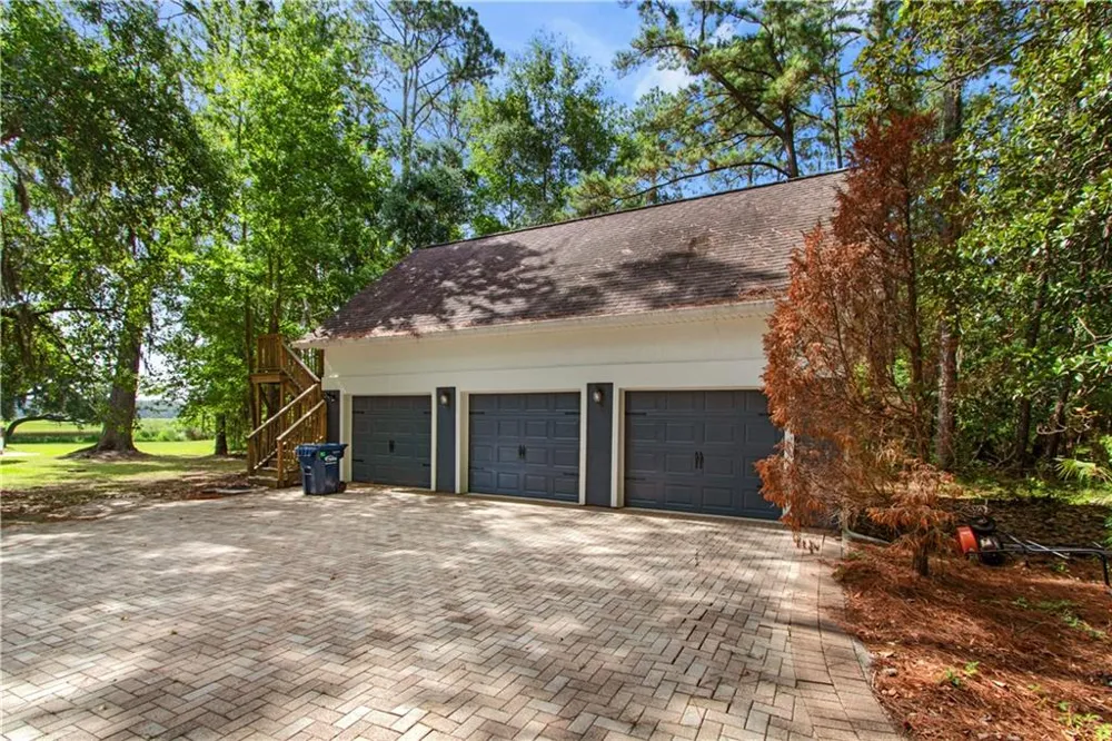 1854 Union Carbide Road Woodbine, GA 31569
