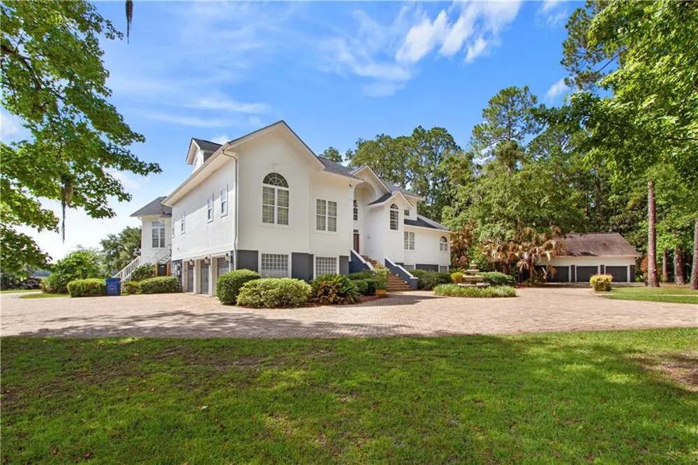 1854 Union Carbide Road Woodbine, GA 31569