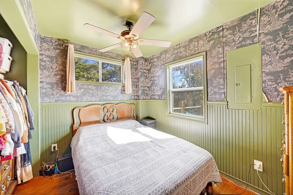 1696 County Road 222 Gainesville, TX 76240