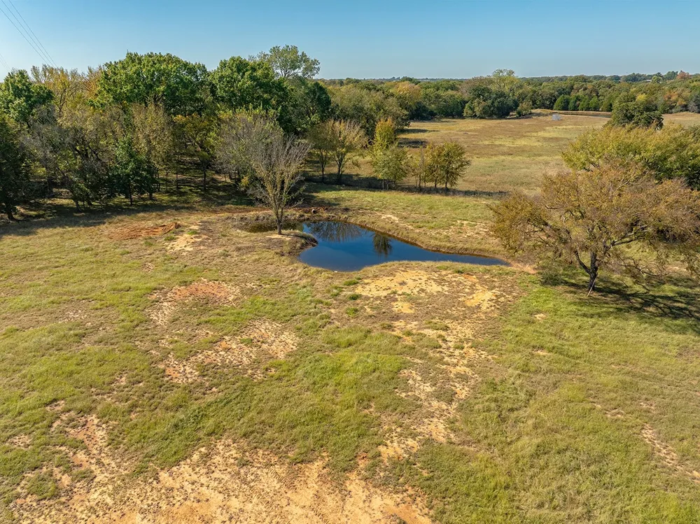1696 County Road 222 Gainesville, TX 76240