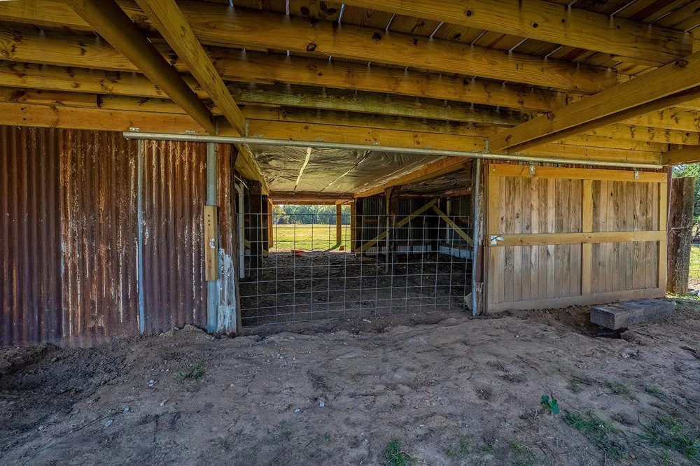 1696 County Road 222 Gainesville, TX 76240