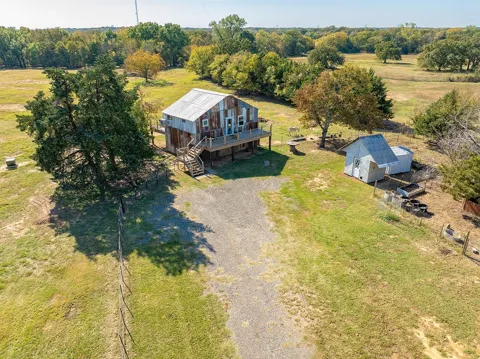 1696 County Road 222