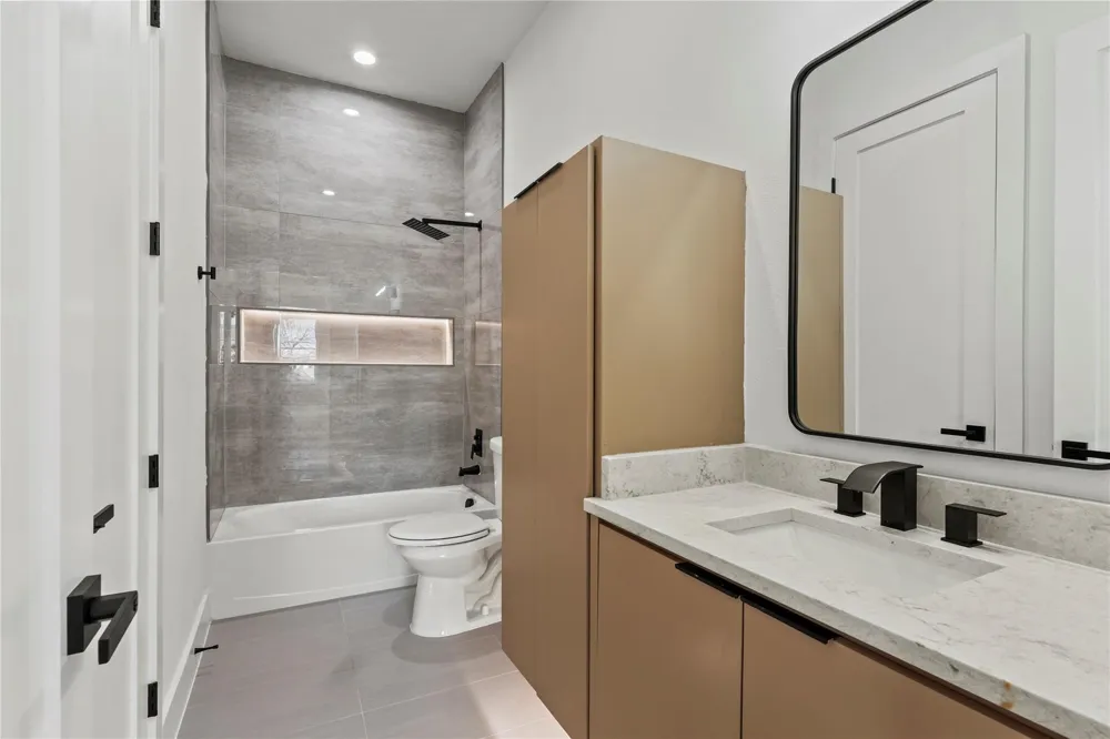 1503 Dennison Street Dallas, TX 75212