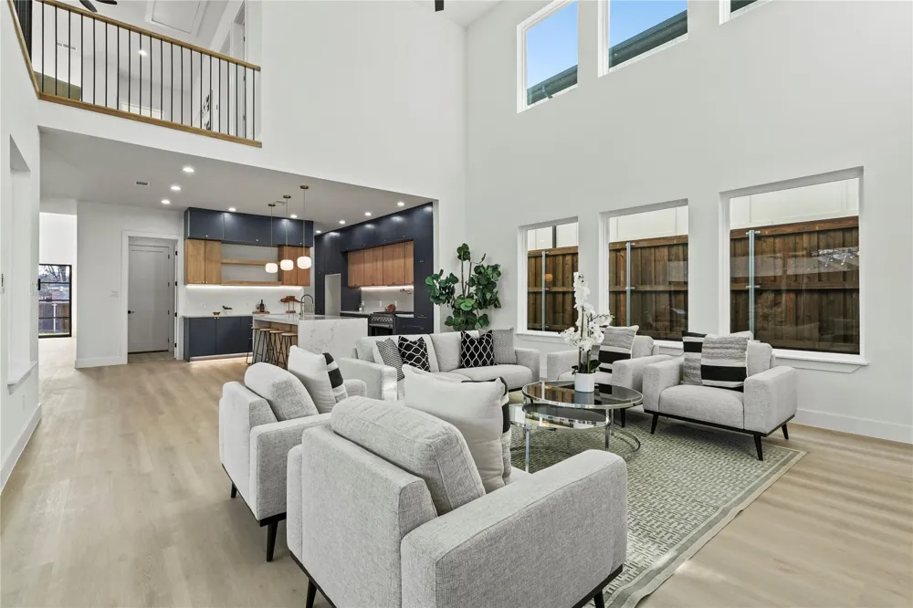 1503 Dennison Street Dallas, TX 75212