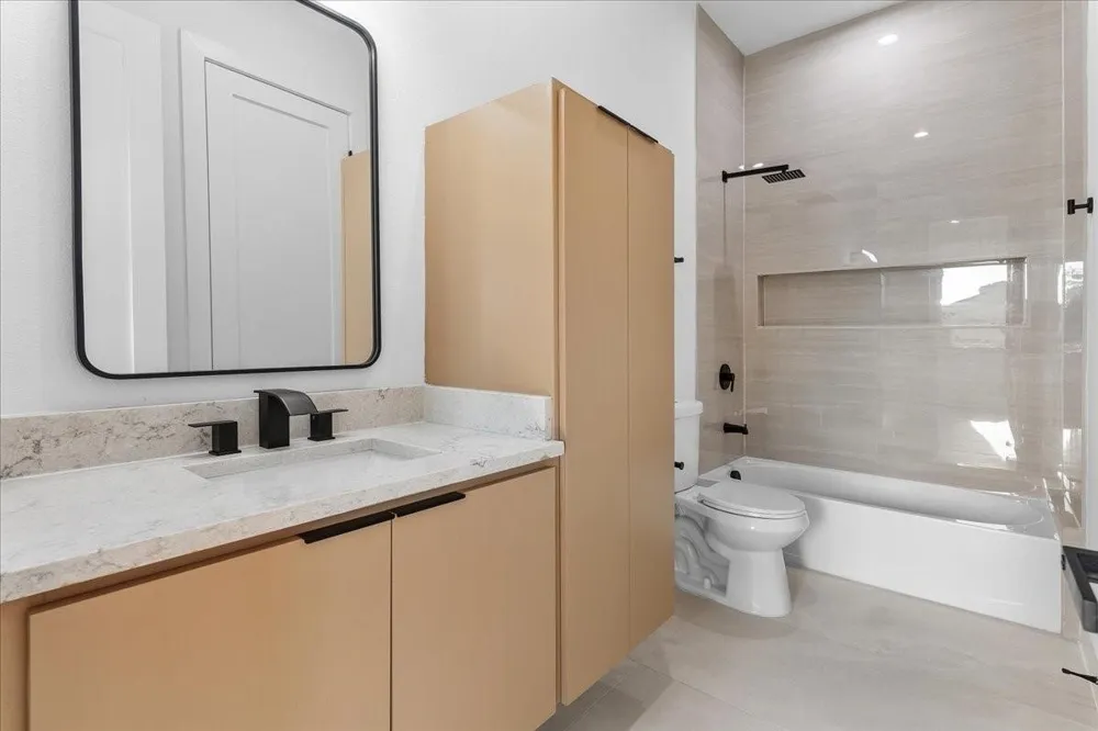 1507 Dennison Street Dallas, TX 75212
