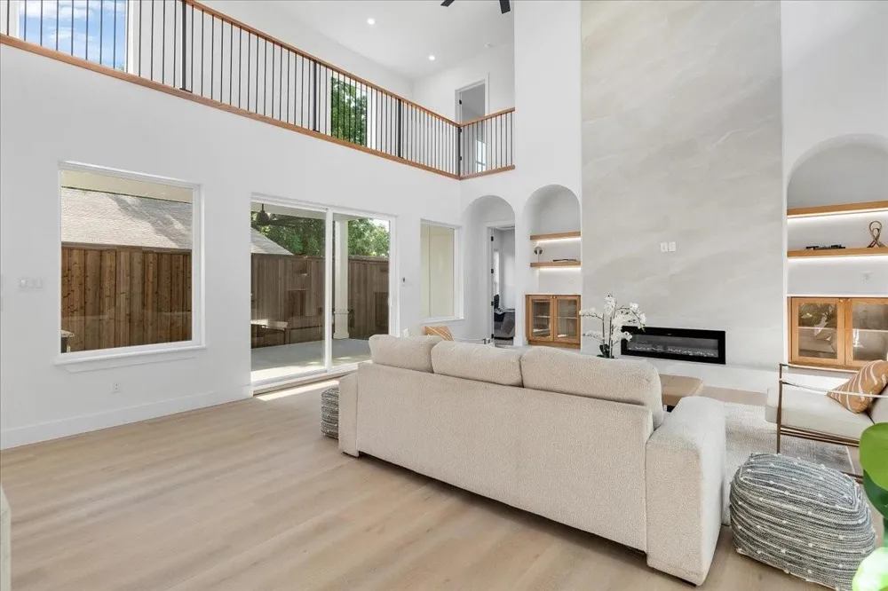 1507 Dennison Street Dallas, TX 75212