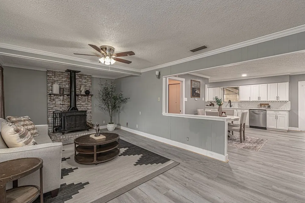 1409 Crestview Drive Kaufman, TX 75142