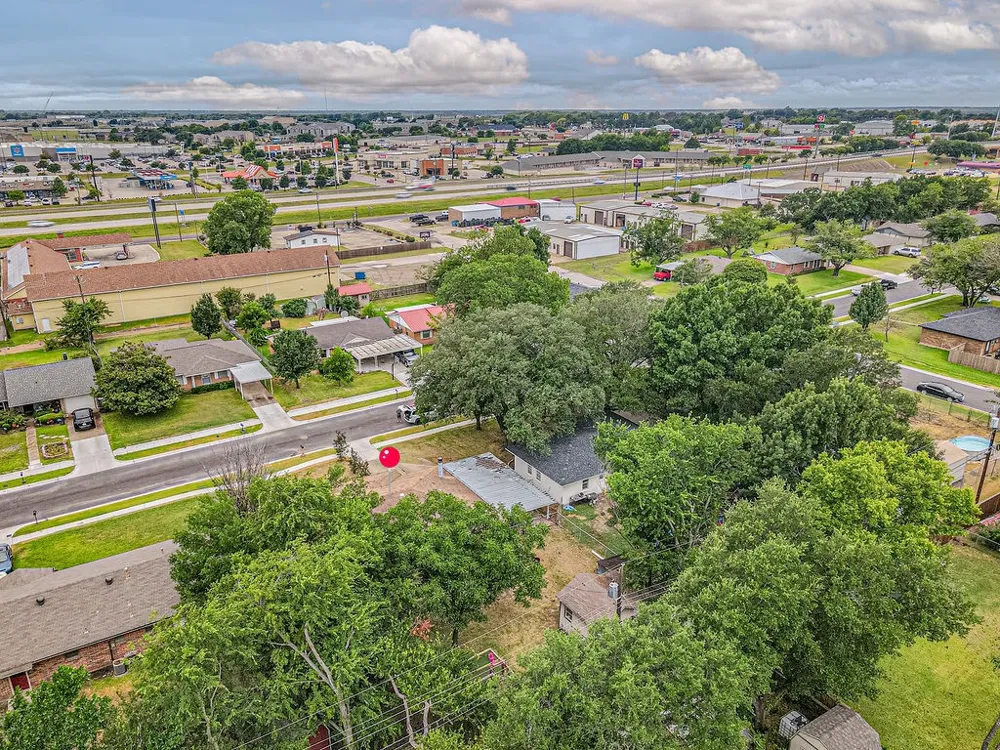 1409 Crestview Drive Kaufman, TX 75142