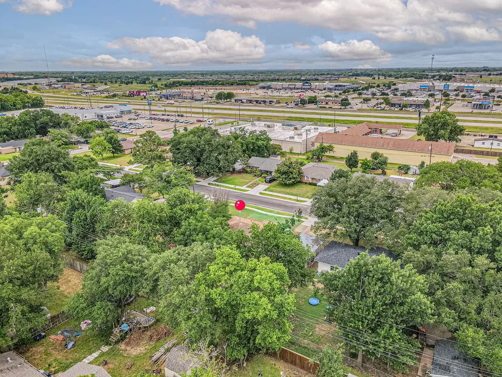 1409 Crestview Drive Kaufman, TX 75142