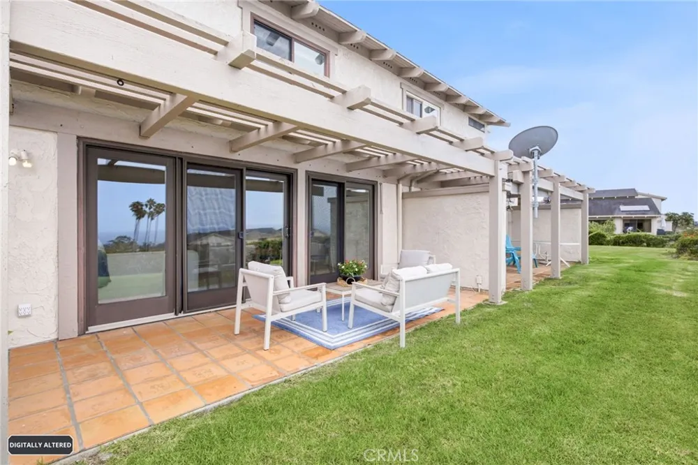 127 Avenida Adobe San Clemente, CA 92672