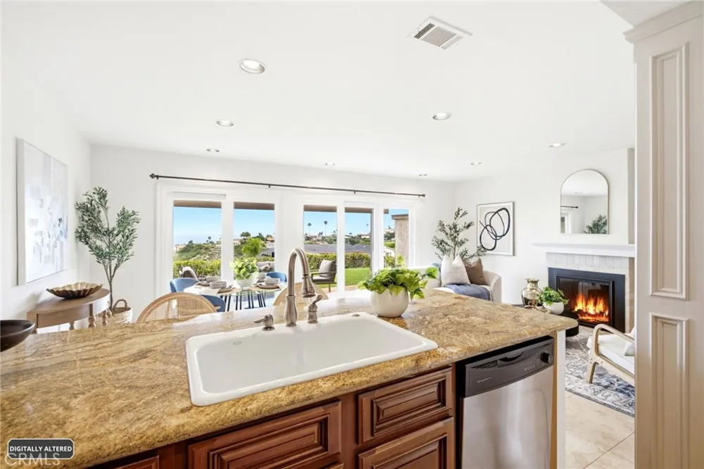 127 Avenida Adobe San Clemente, CA 92672