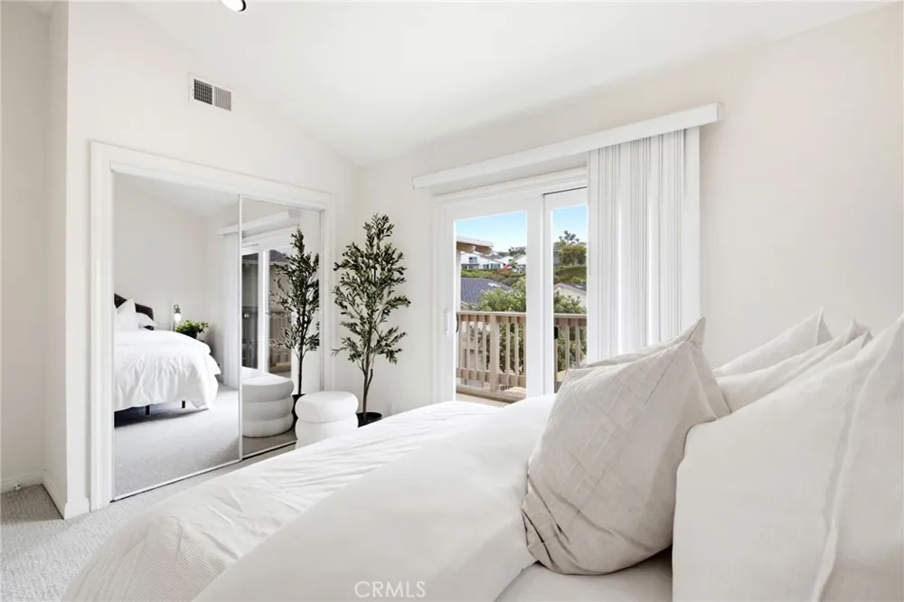 127 Avenida Adobe San Clemente, CA 92672