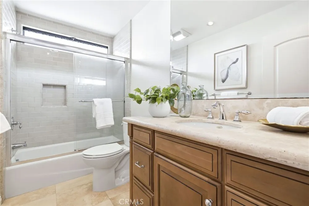 127 Avenida Adobe San Clemente, CA 92672