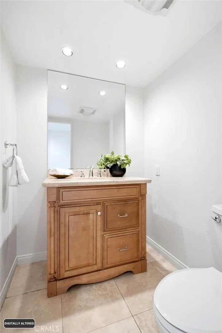 127 Avenida Adobe San Clemente, CA 92672
