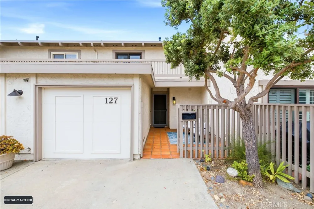 127 Avenida Adobe San Clemente, CA 92672