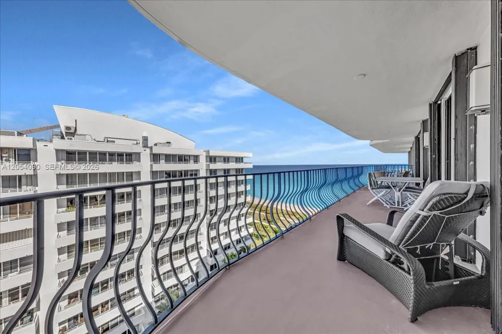 8877 Collins Ave #PH-2 Surfside, FL 33154